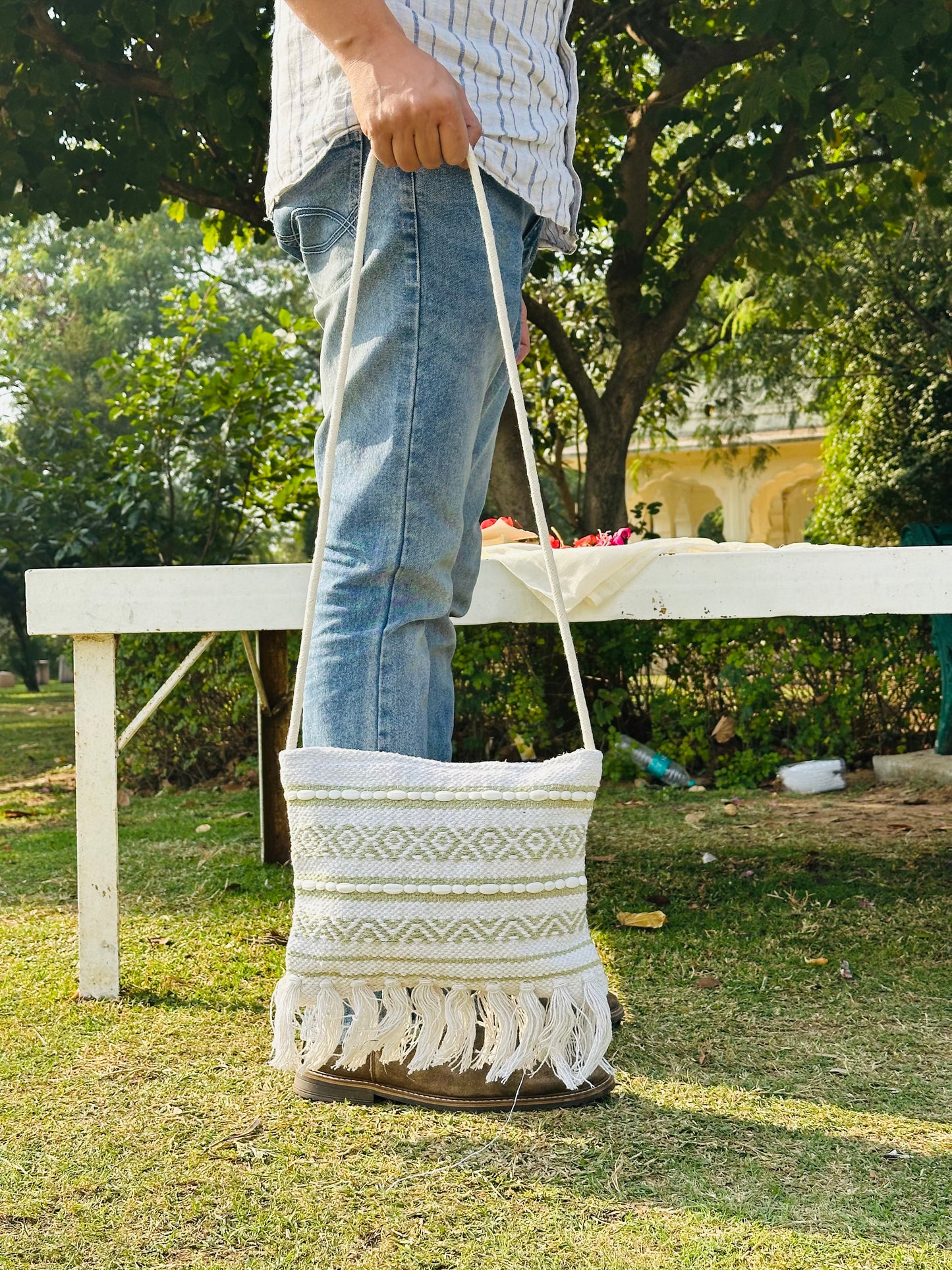 Handwoven Cotton Sling Bag – Ivory & Olive Geometric Tassel Design