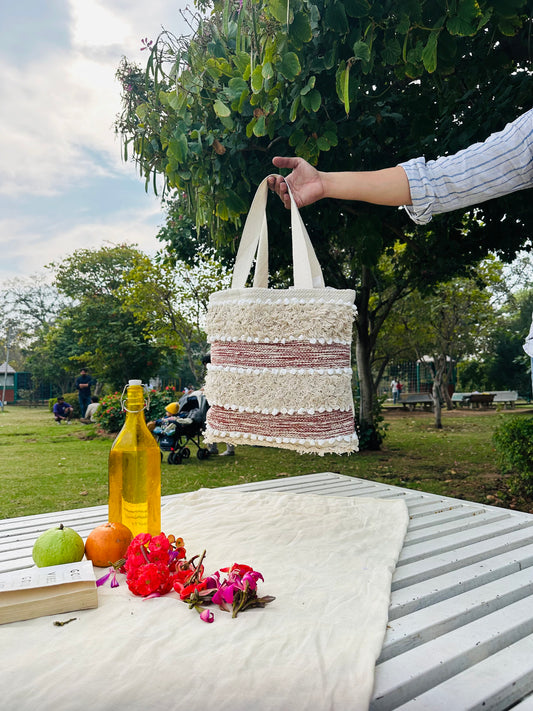 Handwoven Cotton Tote Bag – Ivory & Rust Textured Stripe Pattern
