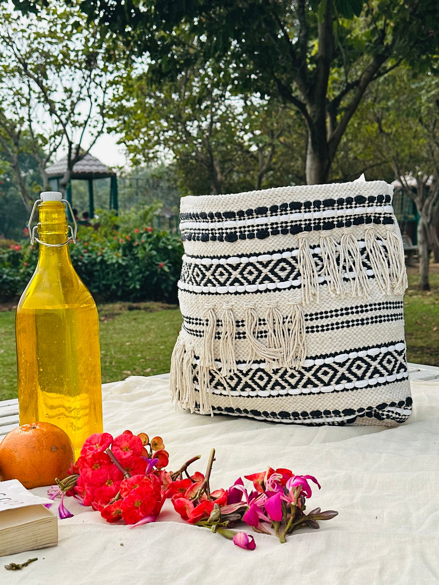 Handwoven Cotton Tote Bag – Ivory & Black Tribal Pattern with Tassels