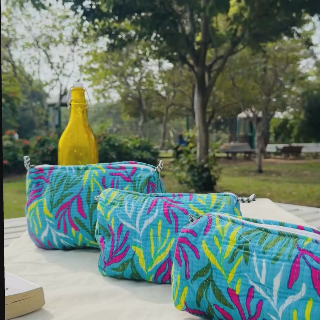 Quilted 3-Piece Pouch Set - Bright Aqua Leaf